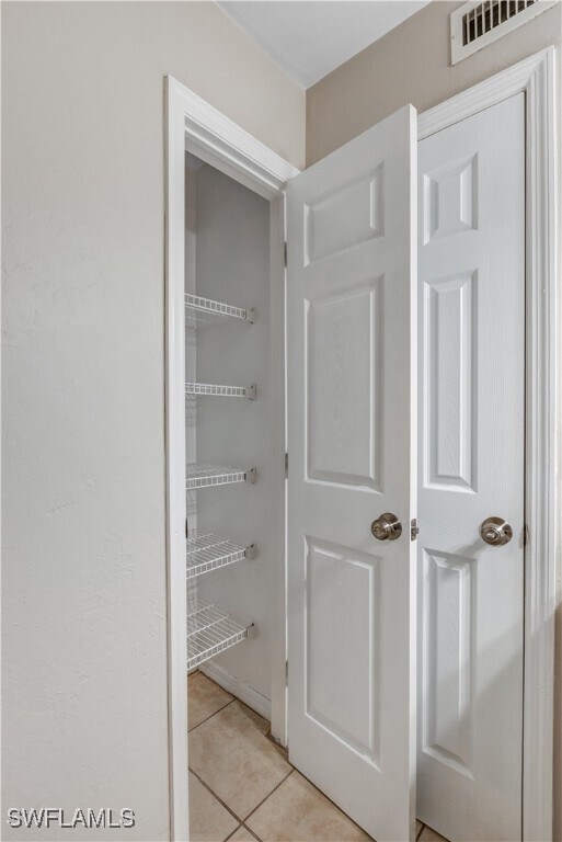 Building Photo - 5453 16th Pl SW