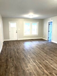 Building Photo - Beautiful House!