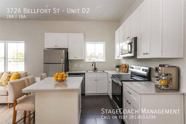 Building Photo - 3726 Bellfort Ave