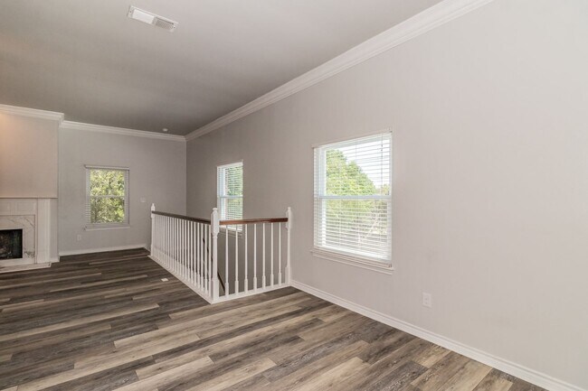 Building Photo - Birchman Place Townhomes - Now Leasing