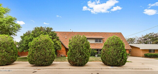 Building Photo - 9904 Monaco Dr