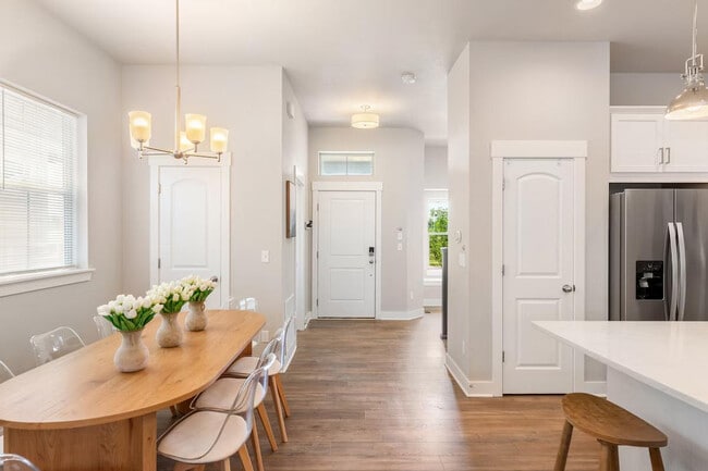 Building Photo - 9912 E 61st Ave