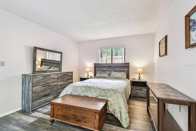 Building Photo - 7433 Greystone Dr