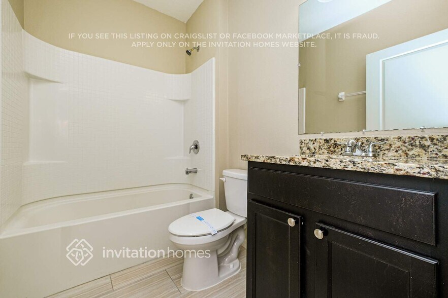 Building Photo - 8004 Pelican Reed Cir