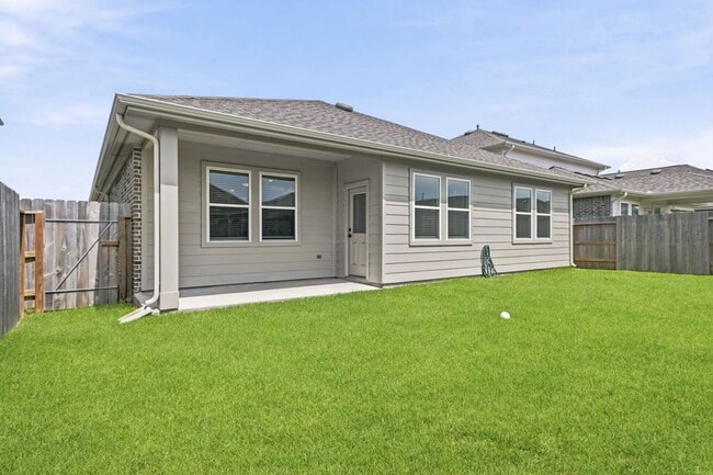 Building Photo - 8427 Bay Rdg Cir