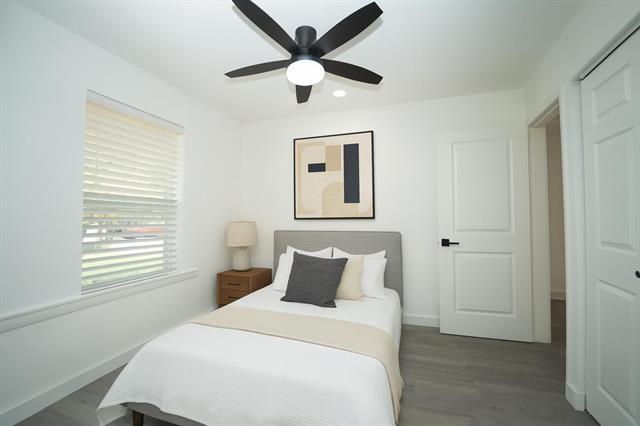 Building Photo - 404 Westwood Dr