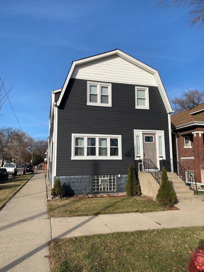 4858 W Gunnison St 4858 W Gunnison St Chicago IL 60630 Apartment Finder