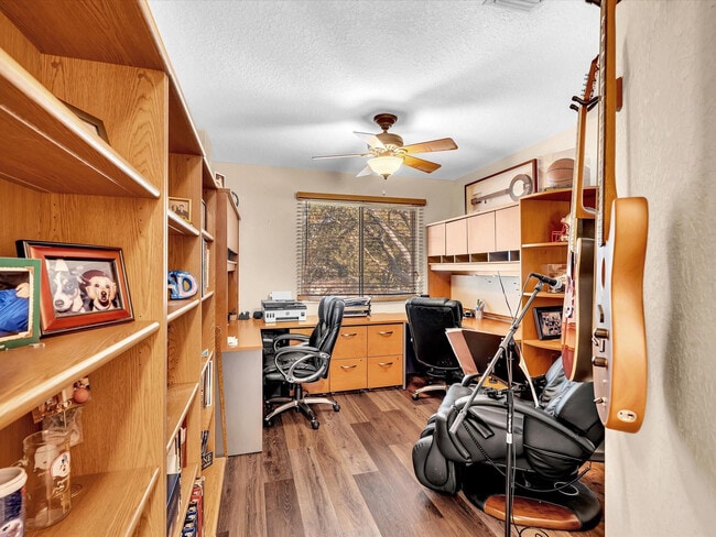 Building Photo - 1449 Banyan Cir