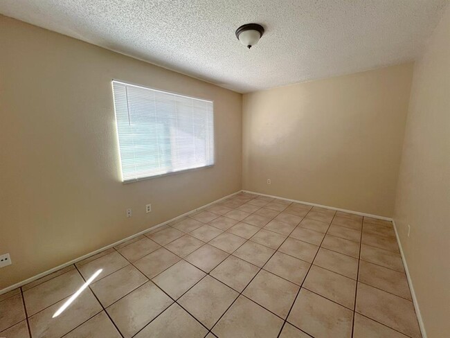 Building Photo - 7317 Dixie Dr