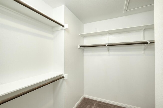 Building Photo - 748 Nautical Lp