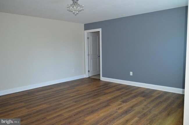 Building Photo - 4967 Windpower Way