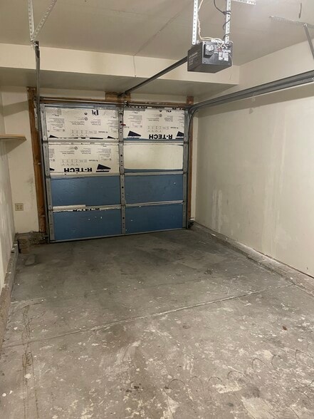 Building Photo - 1420 W Salvia Pl