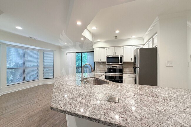 Building Photo - 413 New Kent Pl