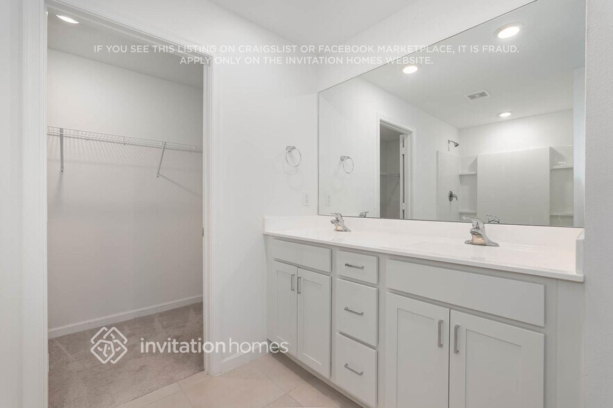 Building Photo - 1725 Diablo Cir SW