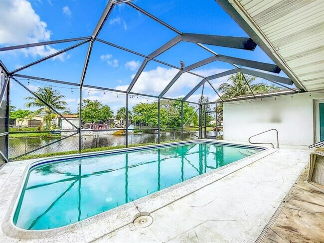 Building Photo - 2171 NW 87th Ave