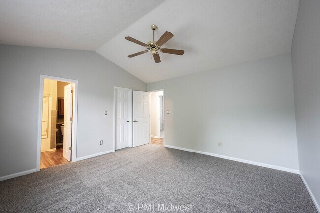 Building Photo - 860 Sable Ridge Dr