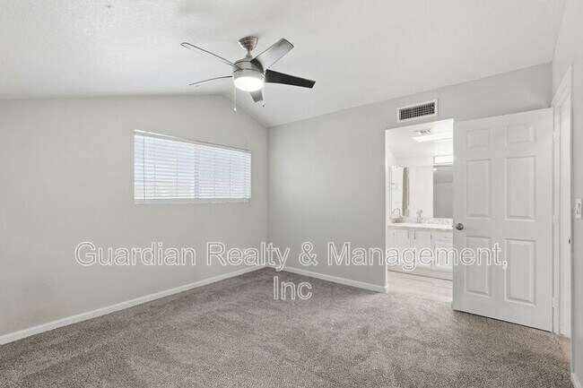 Building Photo - 4397 S Potter Dr