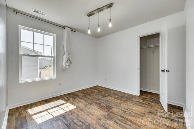 Building Photo - 1131 Ava Trail Ln