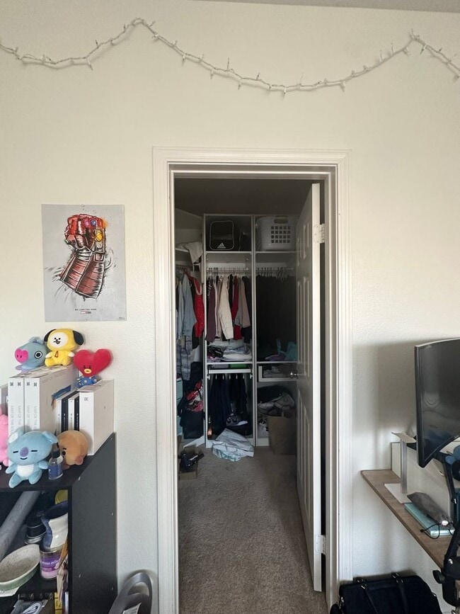 Building Photo - Stunning 3-Bedroom, 2.5-Bath Townhome in the Heart of Torrey Highlands – A Must-See!