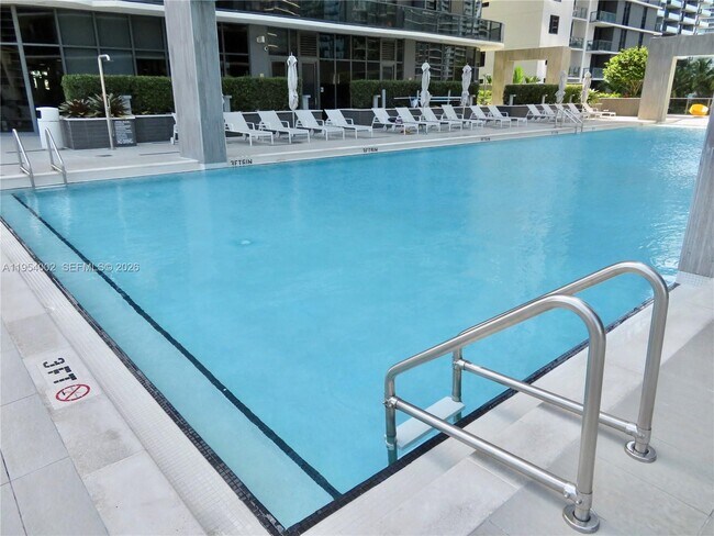 Building Photo - 45 SW 9th St