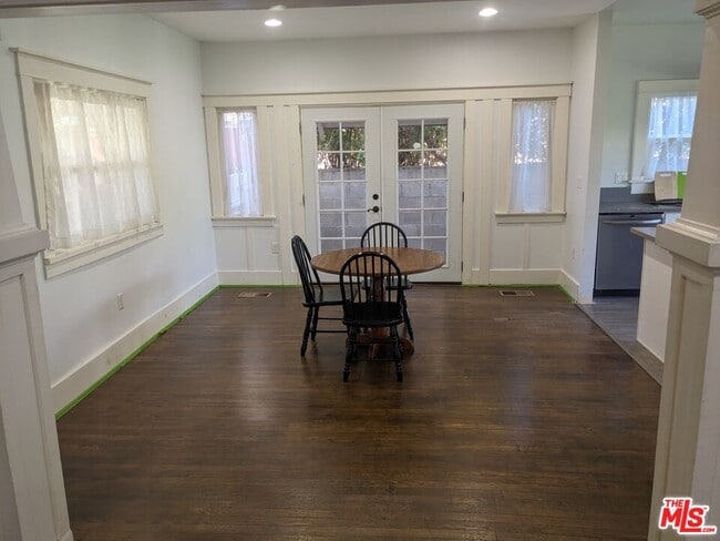 Building Photo - 4547 W 16th Pl