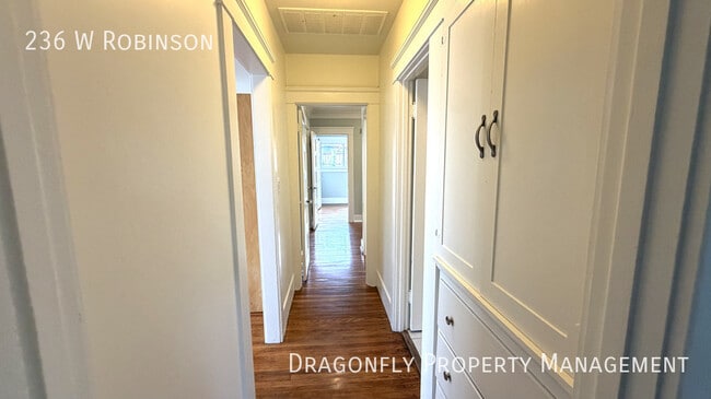 Building Photo - 236 W Robinson Ave