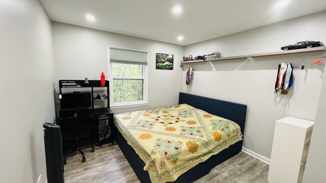 Building Photo - 12480 Sweet Leaf Ter