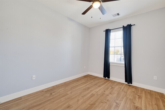 Building Photo - 10021 Alfred Ln