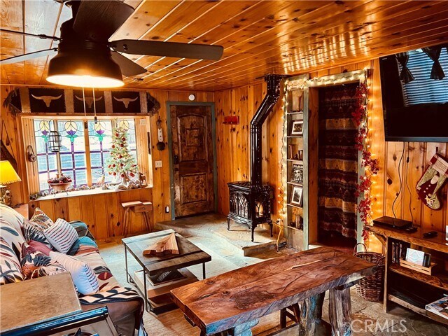 Building Photo - 40104 Mahanoy Ln