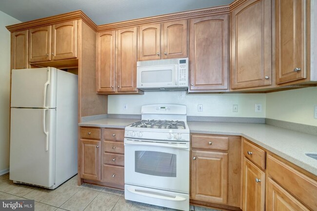 Building Photo - 13024 Cabin Creek Rd