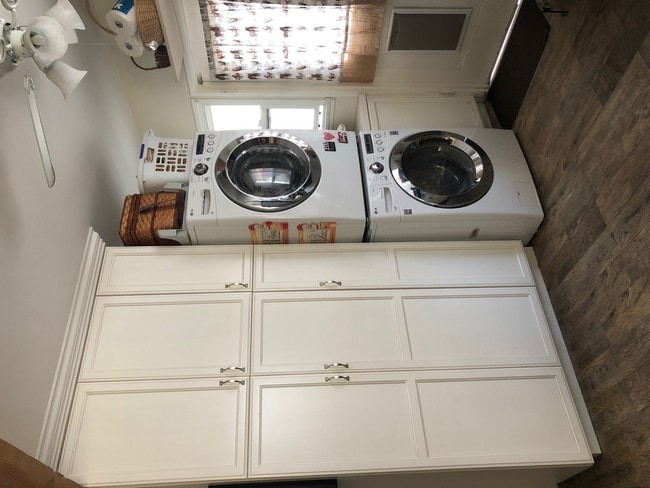 Laundry - 2821 W Clark Ave