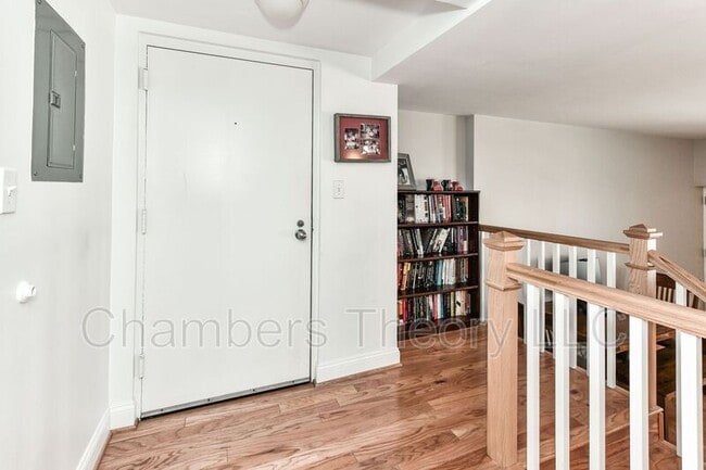 Building Photo - 2630 Adams Mill Rd NW