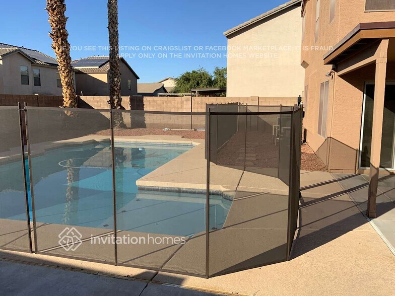 Building Photo - 12855 W Alvarado Rd