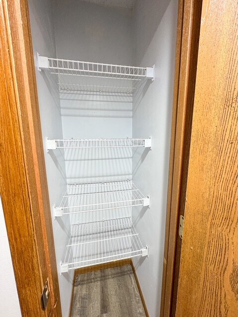 Building Photo - 1327 E 21st Ter