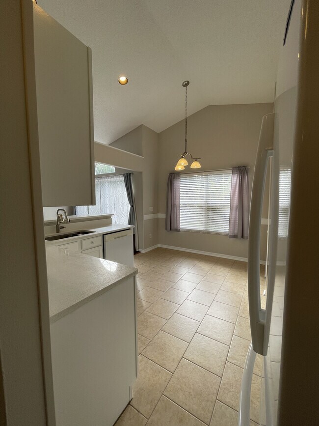 Building Photo - 2446 Briarcreek Dr