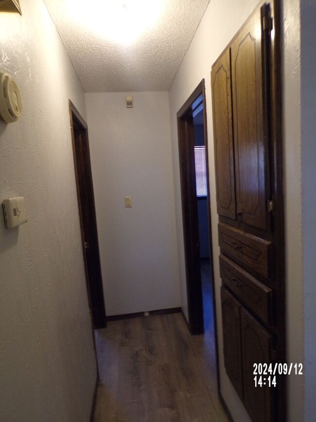 Building Photo - Pets negotiable with owner approval
