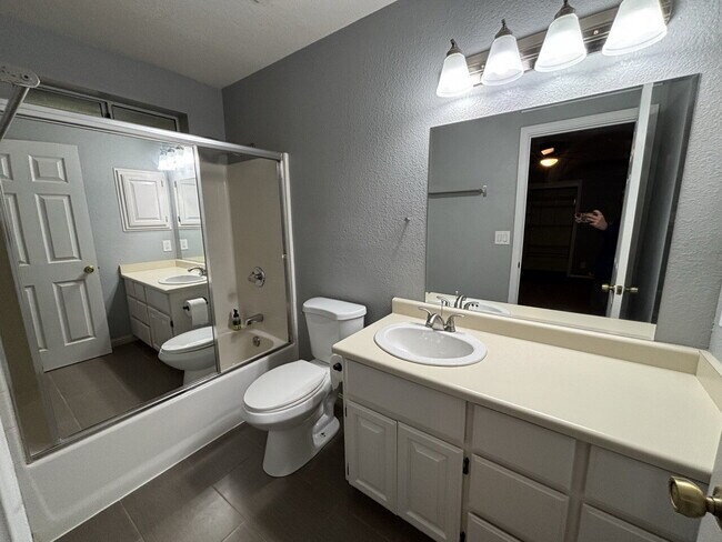 Building Photo - 3 bedroom home on community pond - great fishing!