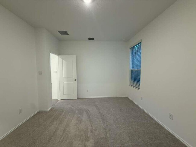 Building Photo - 17704 Sage Thrasher Dr