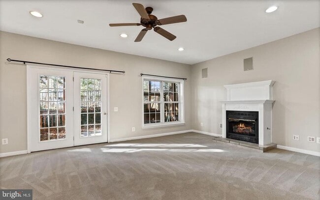 Building Photo - 4050 Timber Oak Trl