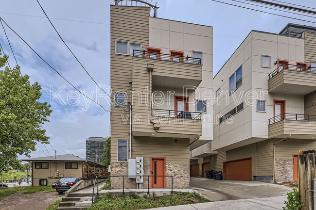 Building Photo - 1212 N Perry St