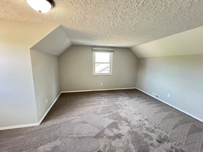 Building Photo - 14103 SE McGillivray Blvd