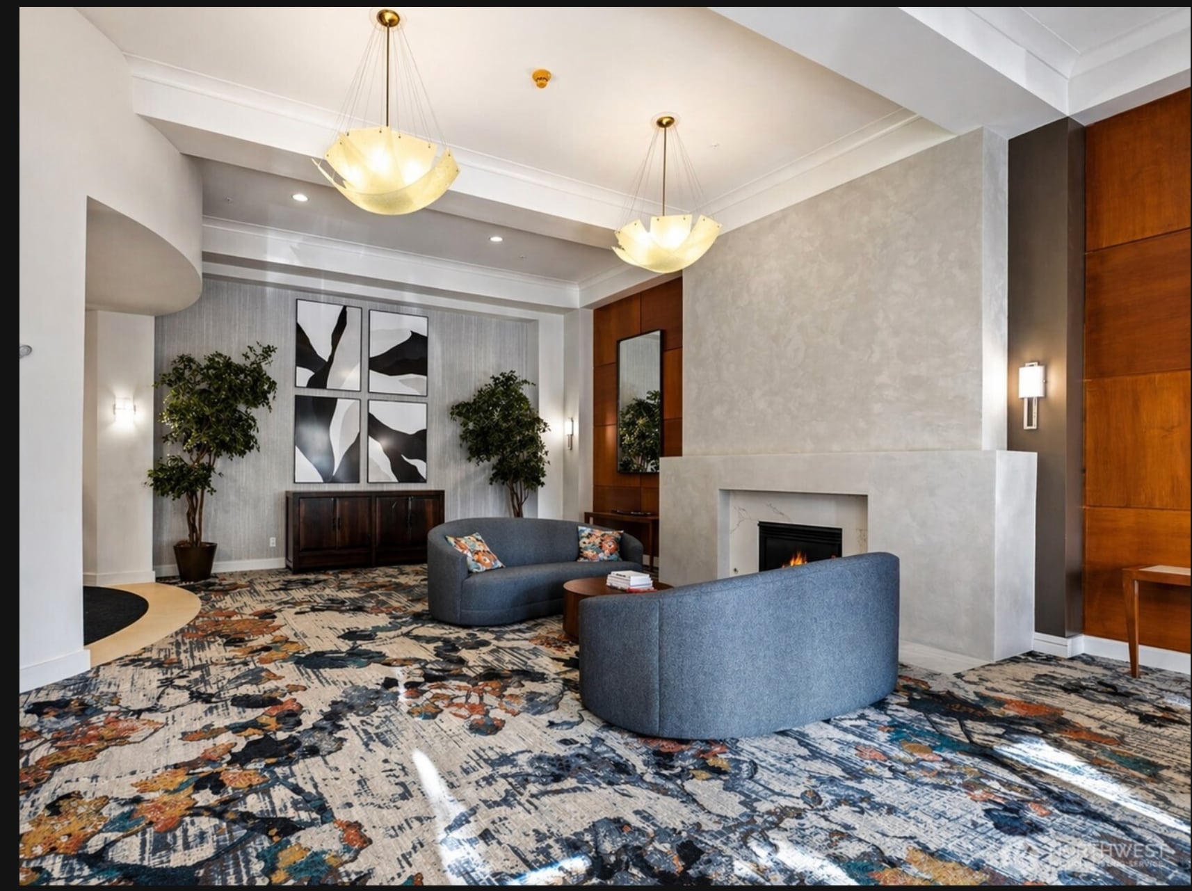 Lobby - 10042 Main St