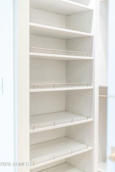 Building Photo - 6587 N Palmeraie Blvd