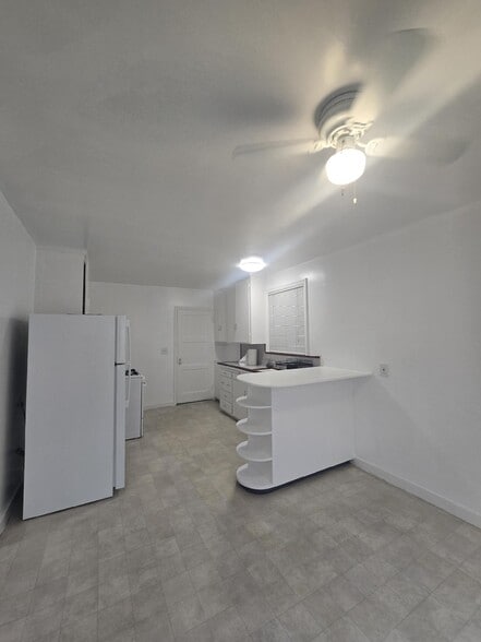 Building Photo - 3700 Magee Ave