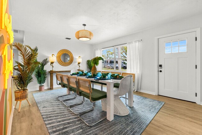 Building Photo - 13448 88th Ave N