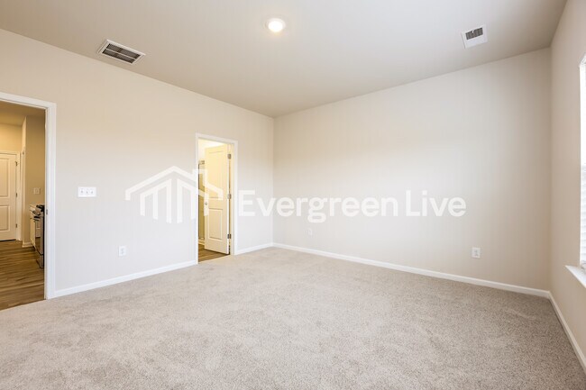 Building Photo - now