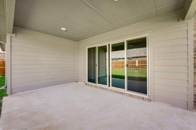 Building Photo - 605 Cedar Springs Dr