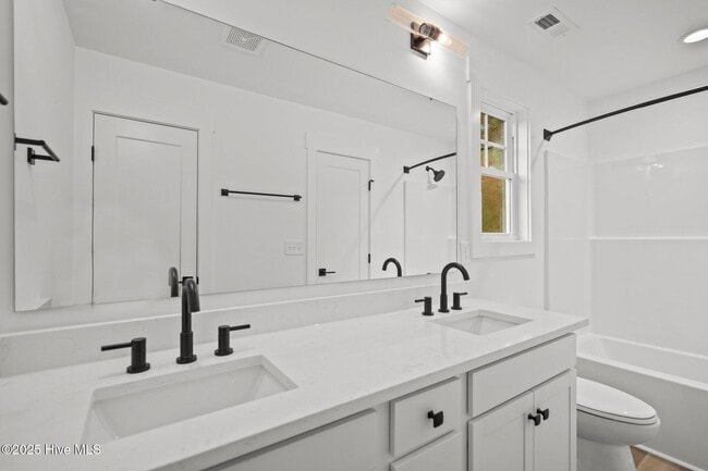 Building Photo - 3206 Belmont Cir