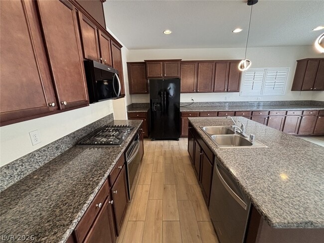 Building Photo - 5582 Sancho Throne Rd