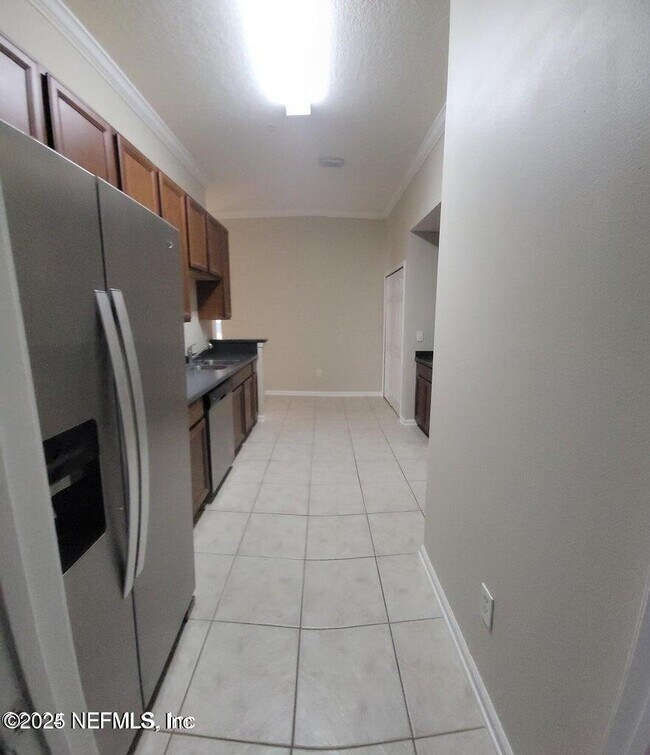 Building Photo - 7053 Snowy Canyon Dr